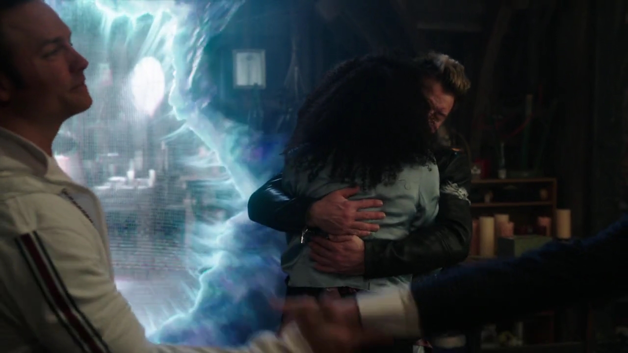 Charmed-Online-dot-nl_Charmed-1x14TouchedByADemon01257.jpg