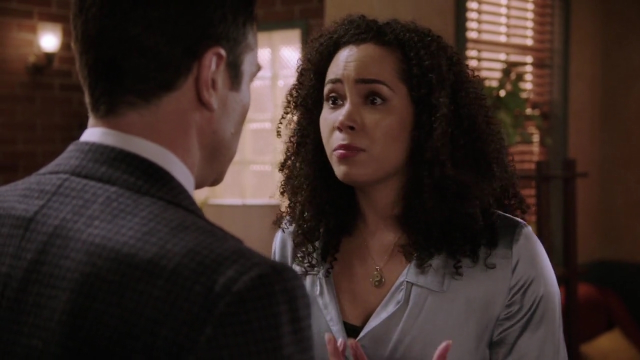 Charmed-Online-dot-nl_Charmed-1x14TouchedByADemon01314.jpg