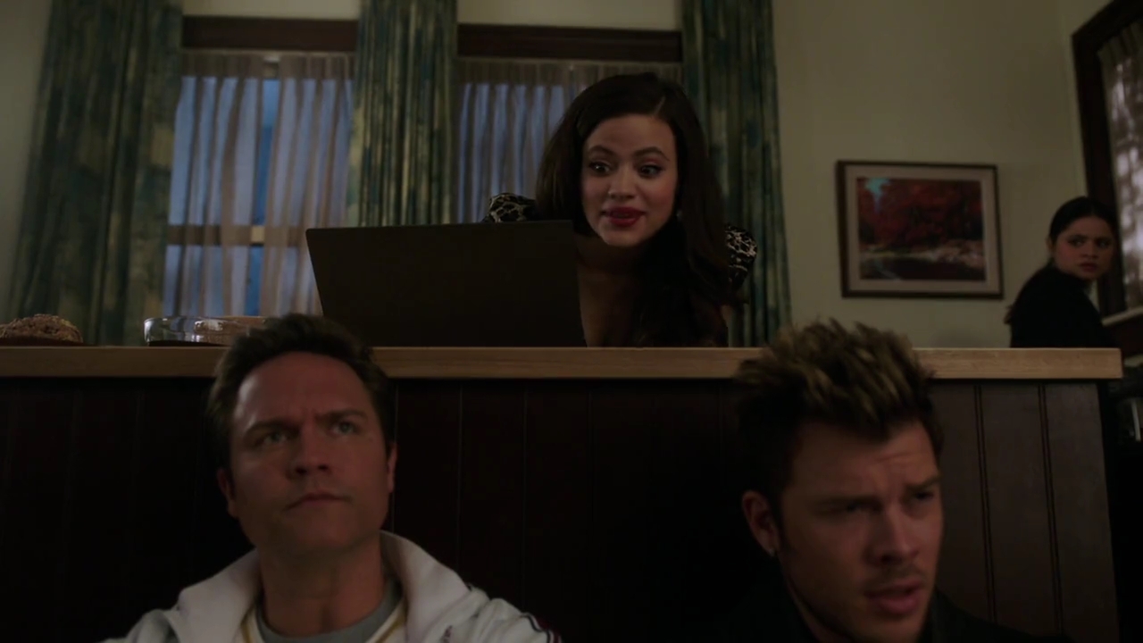 Charmed-Online-dot-nl_Charmed-1x14TouchedByADemon01759.jpg