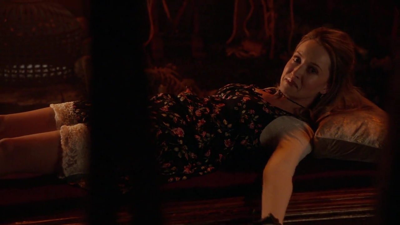 Charmed-Online-dot-nl_Charmed-1x14TouchedByADemon01781.jpg