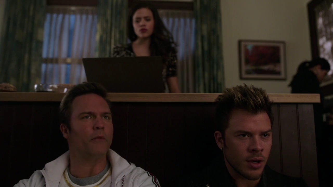 Charmed-Online-dot-nl_Charmed-1x14TouchedByADemon01812.jpg