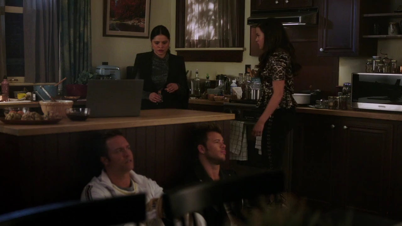 Charmed-Online-dot-nl_Charmed-1x14TouchedByADemon01840.jpg