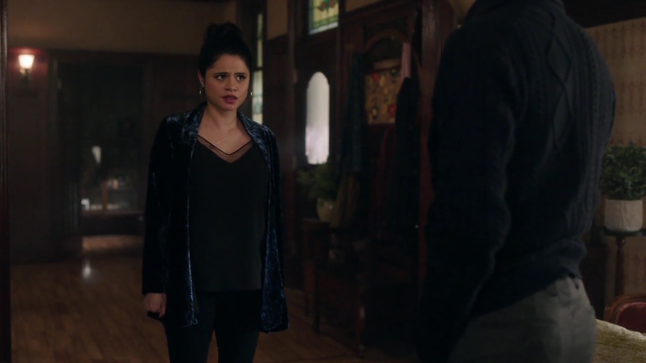 Charmed-Online-dot-nl_Charmed-1x14TouchedByADemon02149.jpg