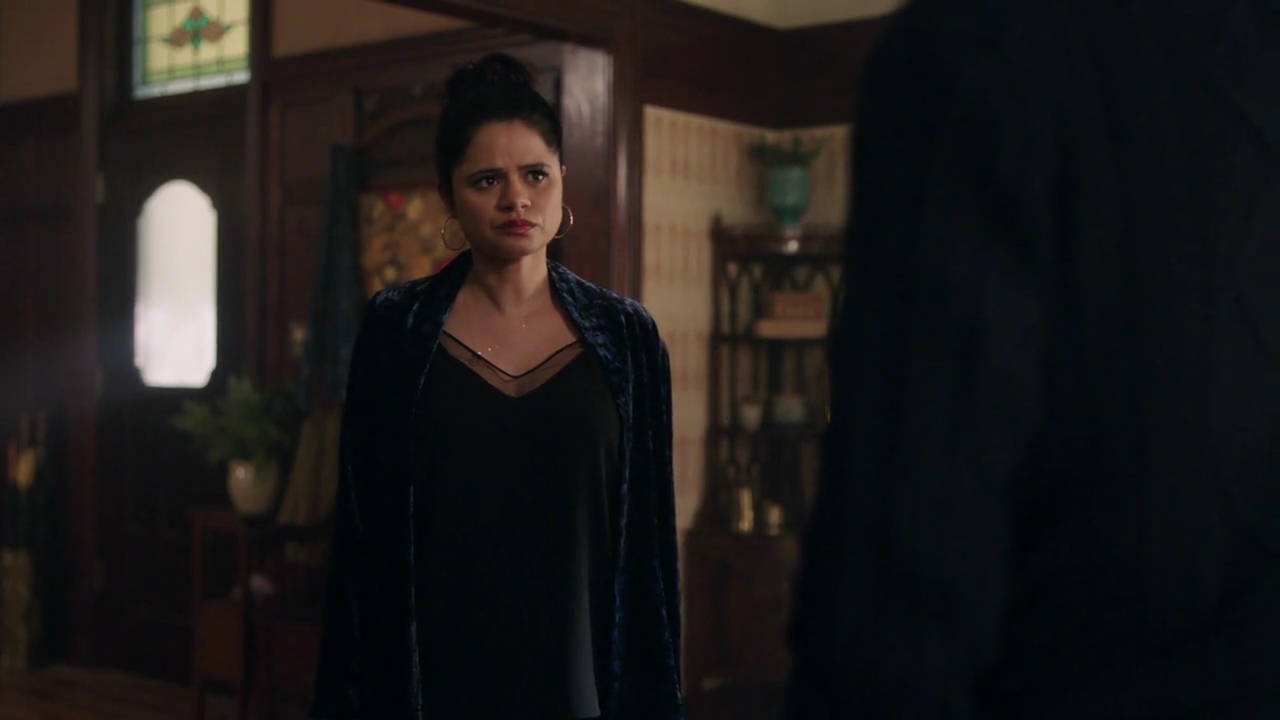 Charmed-Online-dot-nl_Charmed-1x14TouchedByADemon02173.jpg