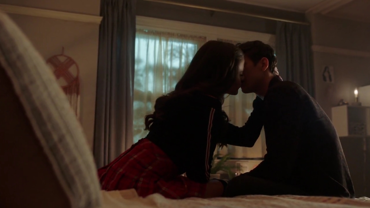 Charmed-Online-dot-nl_Charmed-1x14TouchedByADemon02260.jpg