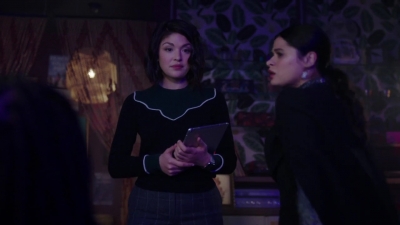 Charmed-Online-dot-nl_Charmed-1x14TouchedByADemon00910.jpg