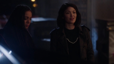 Charmed-Online-dot-nl_Charmed-1x14TouchedByADemon01092.jpg