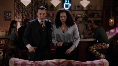 Charmed-Online-dot-nl_Charmed-1x14TouchedByADemon01302.jpg