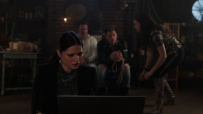 Charmed-Online-dot-nl_Charmed-1x14TouchedByADemon01870.jpg