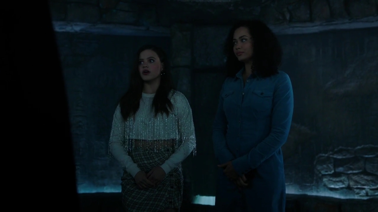 Charmed-Online-dot-nl_Charmed-1x15SwitchesAndStones00135.jpg