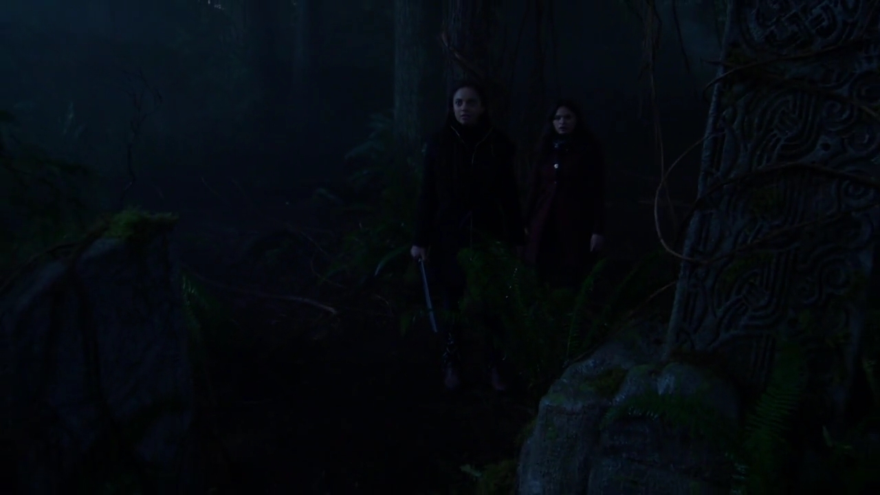 Charmed-Online-dot-nl_Charmed-1x15SwitchesAndStones00185.jpg