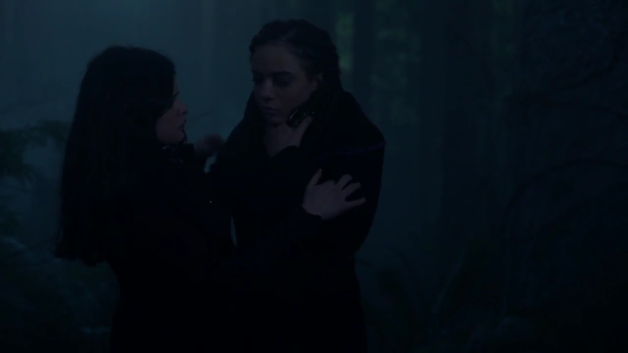 Charmed-Online-dot-nl_Charmed-1x15SwitchesAndStones00318.jpg Charmed-Online-dot-nl_Charmed-1x15SwitchesAndStones00318.jpg