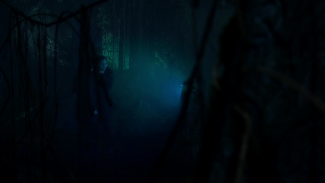 Charmed-Online-dot-nl_Charmed-1x15SwitchesAndStones00321.jpg