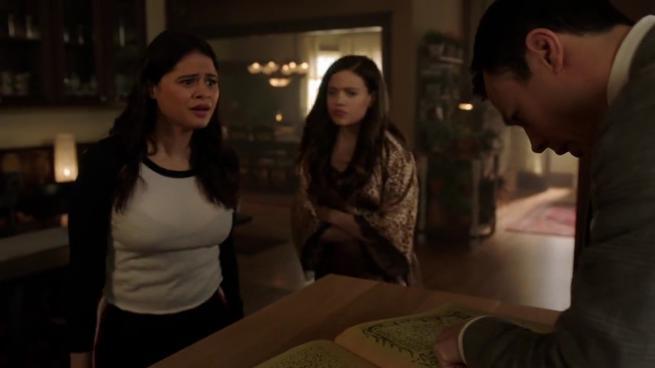 Charmed-Online-dot-nl_Charmed-1x15SwitchesAndStones00635.jpg