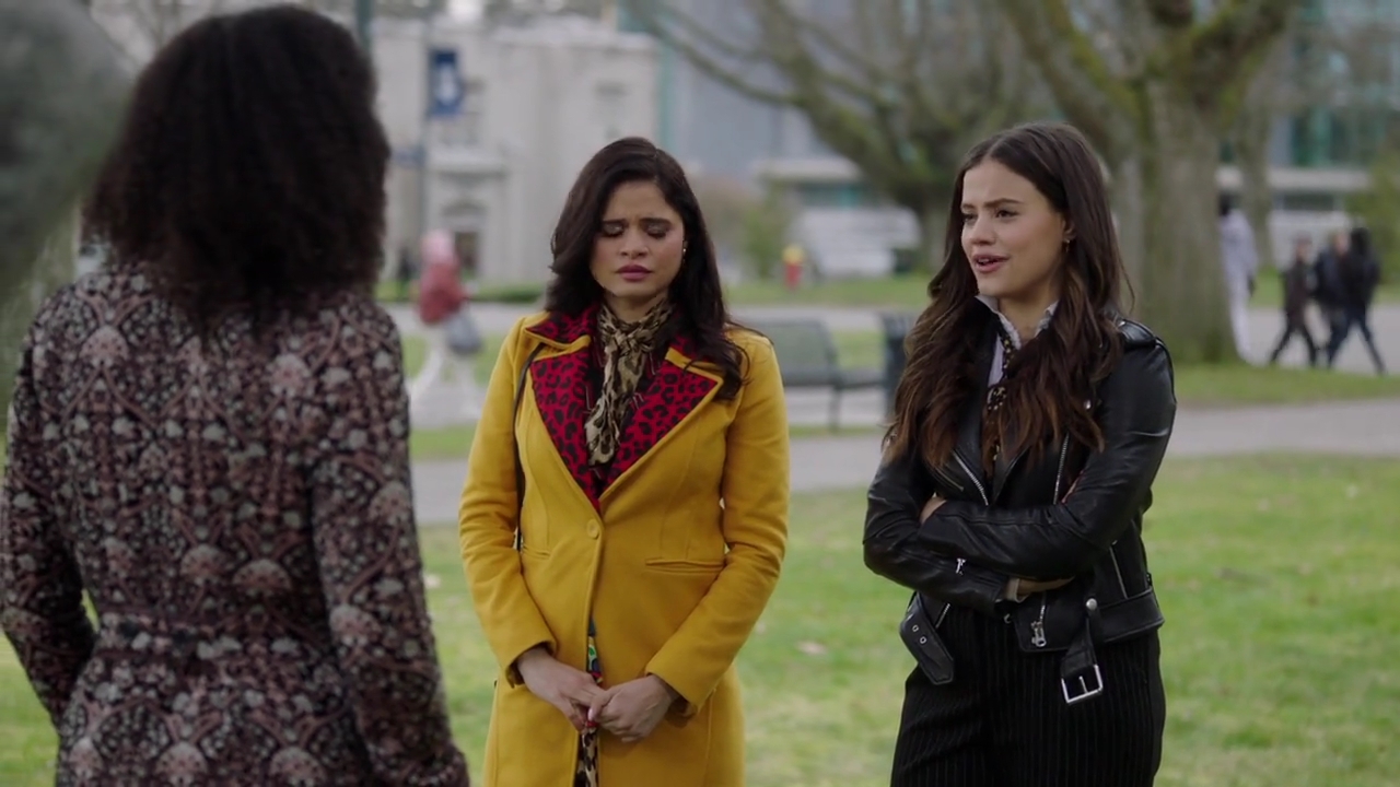 Charmed-Online-dot-nl_Charmed-1x15SwitchesAndStones00836.jpg