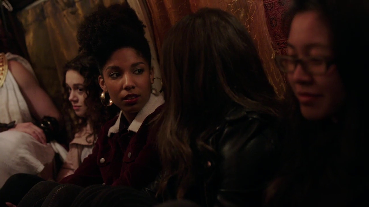 Charmed-Online-dot-nl_Charmed-1x15SwitchesAndStones01091.jpg
