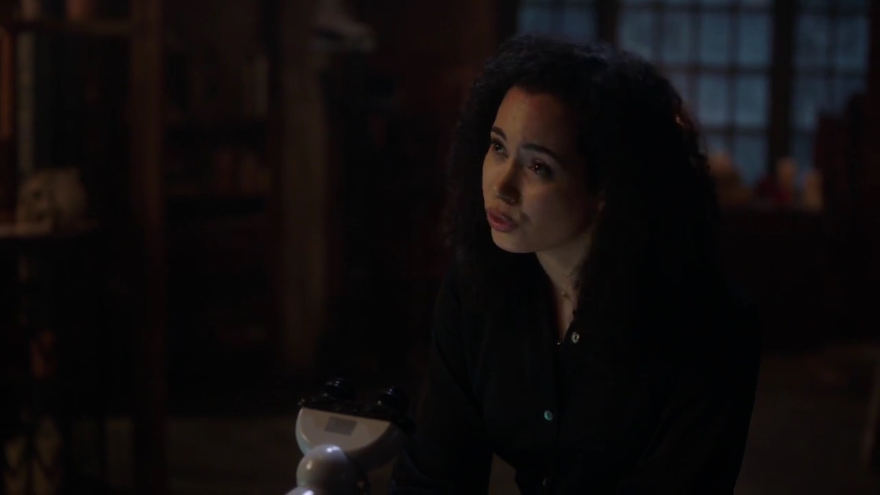 Charmed-Online-dot-nl_Charmed-1x15SwitchesAndStones01197.jpg