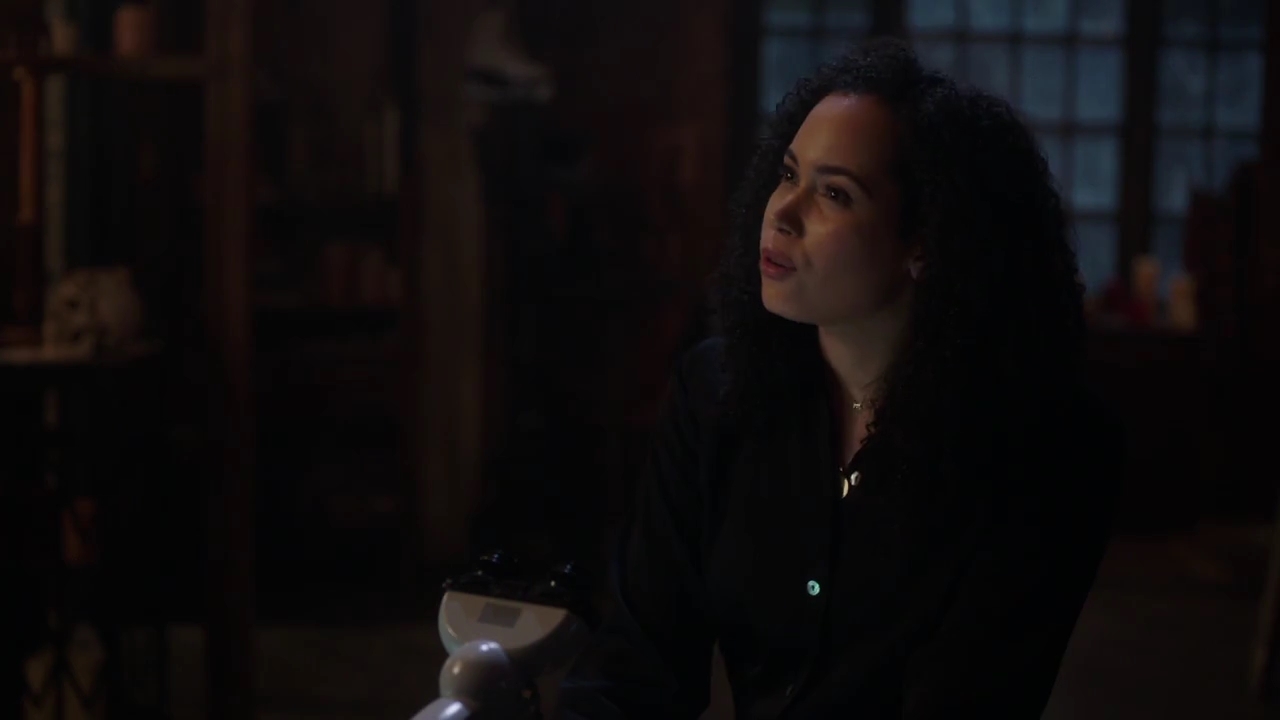 Charmed-Online-dot-nl_Charmed-1x15SwitchesAndStones01202.jpg