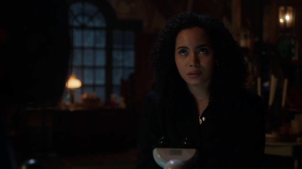 Charmed-Online-dot-nl_Charmed-1x15SwitchesAndStones01210.jpg