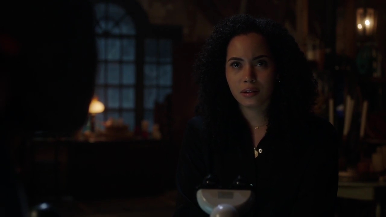 Charmed-Online-dot-nl_Charmed-1x15SwitchesAndStones01212.jpg