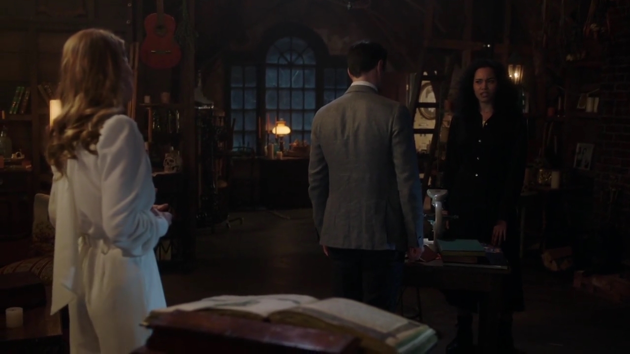 Charmed-Online-dot-nl_Charmed-1x15SwitchesAndStones01403.jpg