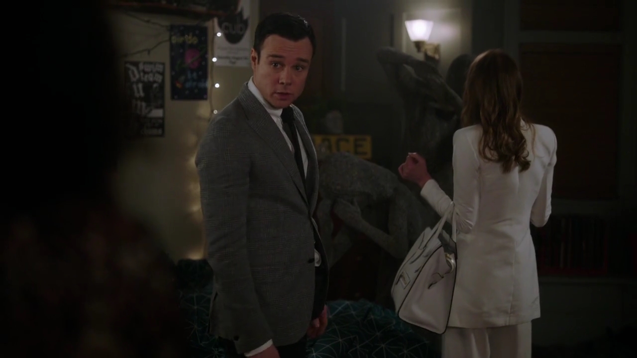 Charmed-Online-dot-nl_Charmed-1x15SwitchesAndStones01645.jpg