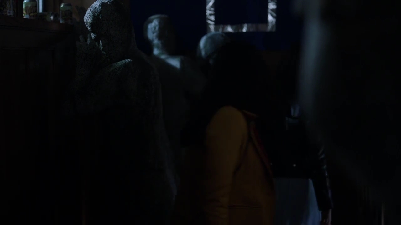 Charmed-Online-dot-nl_Charmed-1x15SwitchesAndStones01883.jpg