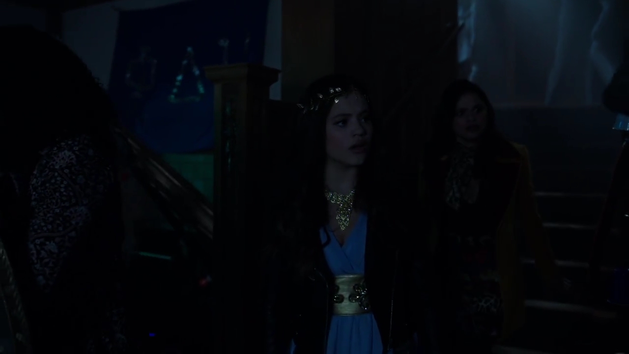 Charmed-Online-dot-nl_Charmed-1x15SwitchesAndStones01889.jpg