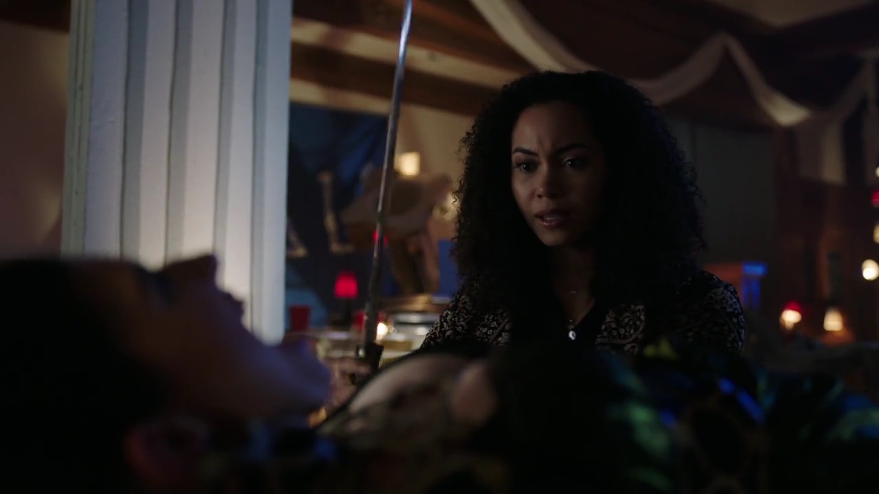 Charmed-Online-dot-nl_Charmed-1x15SwitchesAndStones01945.jpg