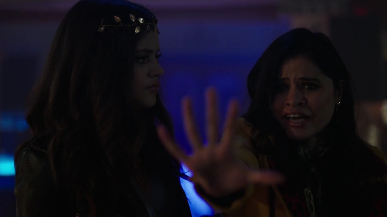 Charmed-Online-dot-nl_Charmed-1x15SwitchesAndStones01956.jpg Charmed-Online-dot-nl_Charmed-1x15SwitchesAndStones01956.jpg