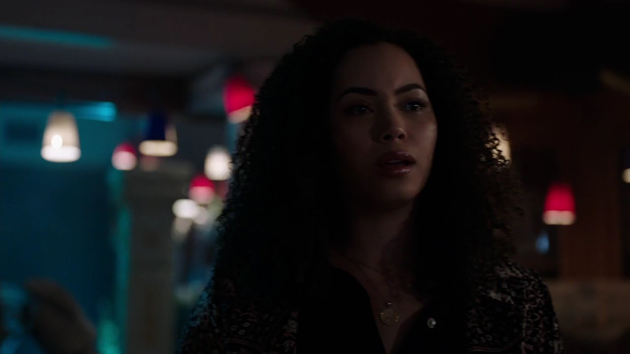 Charmed-Online-dot-nl_Charmed-1x15SwitchesAndStones01968.jpg