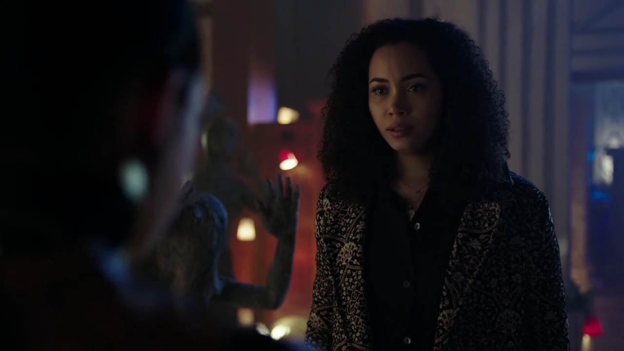 Charmed-Online-dot-nl_Charmed-1x15SwitchesAndStones01978.jpg