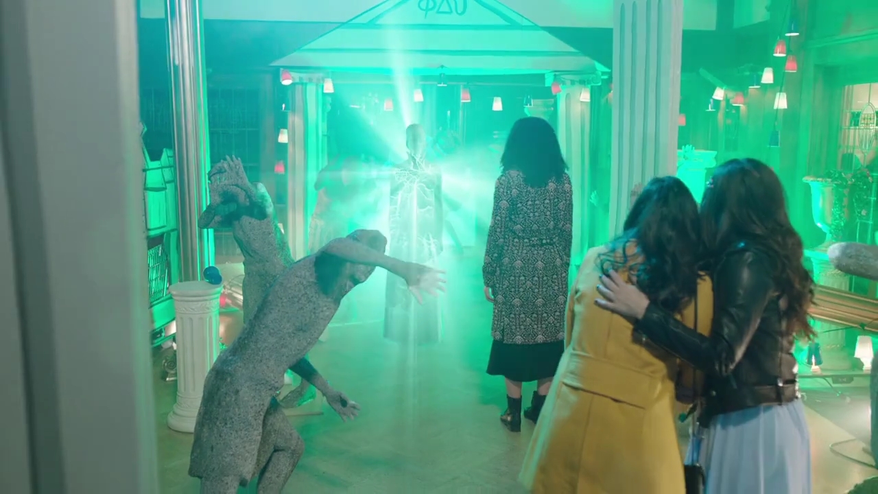 Charmed-Online-dot-nl_Charmed-1x15SwitchesAndStones02062.jpg