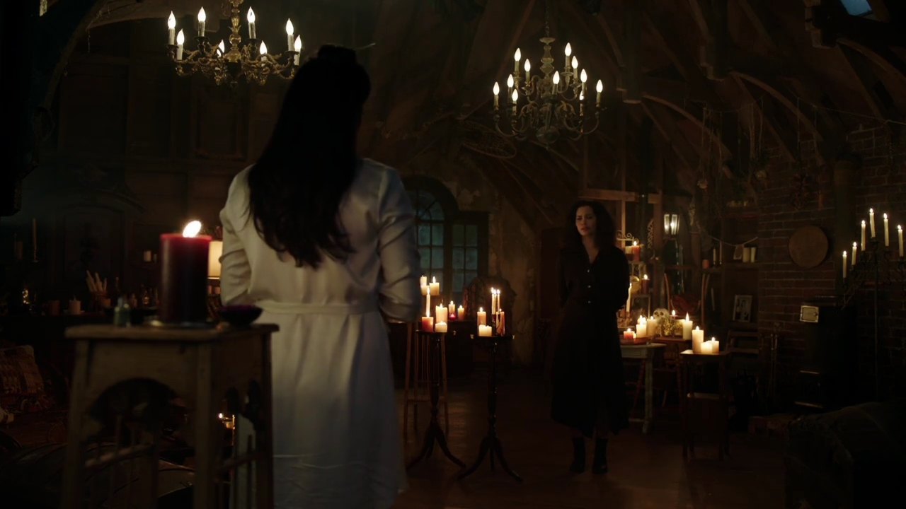 Charmed-Online-dot-nl_Charmed-1x15SwitchesAndStones02373.jpg