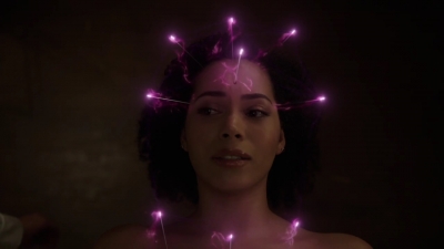 Charmed-Online-dot-nl_Charmed-1x15SwitchesAndStones01012.jpg