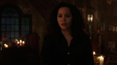 Charmed-Online-dot-nl_Charmed-1x15SwitchesAndStones02451.jpg