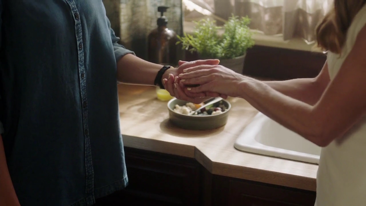 Charmed-Online-dot-nl_Charmed-1x16MementoMori00228.jpg