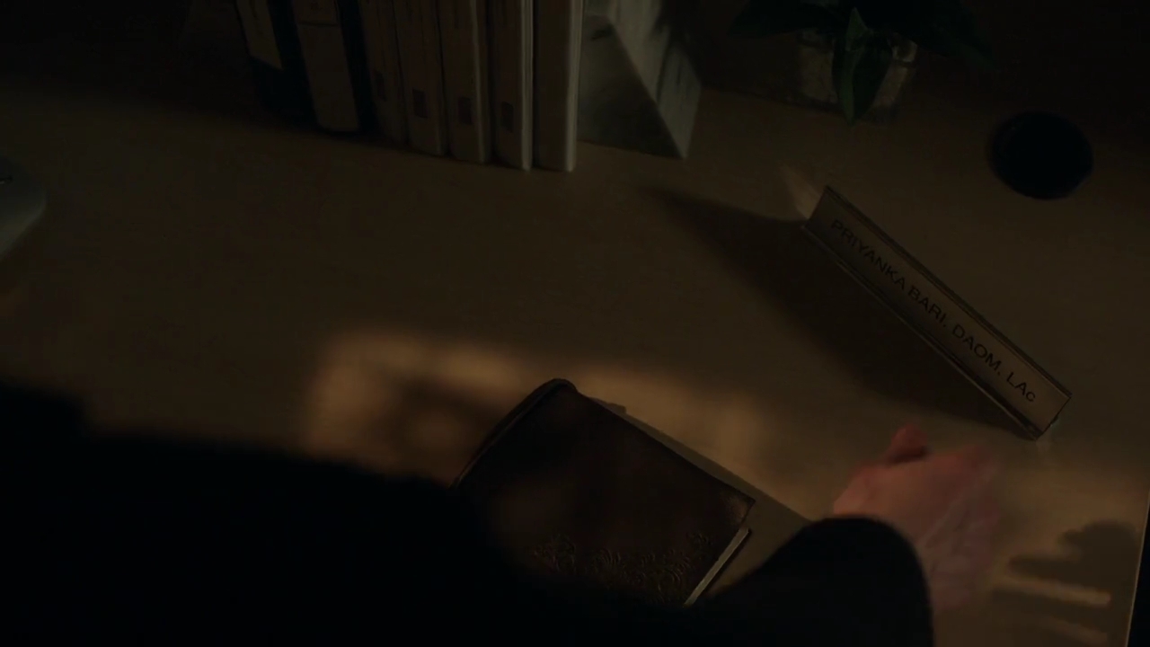 Charmed-Online-dot-nl_Charmed-1x16MementoMori00850.jpg