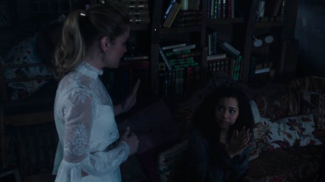 Charmed-Online-dot-nl_Charmed-1x16MementoMori00956.jpg