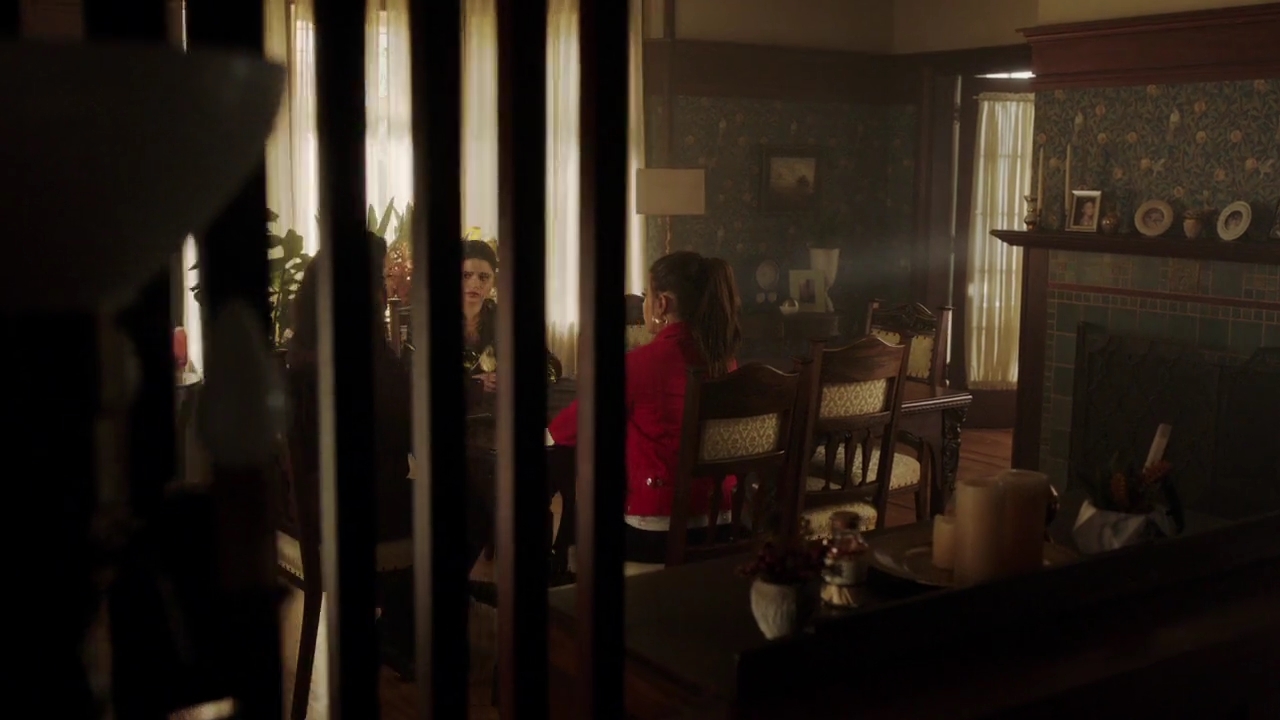 Charmed-Online-dot-nl_Charmed-1x16MementoMori01130.jpg