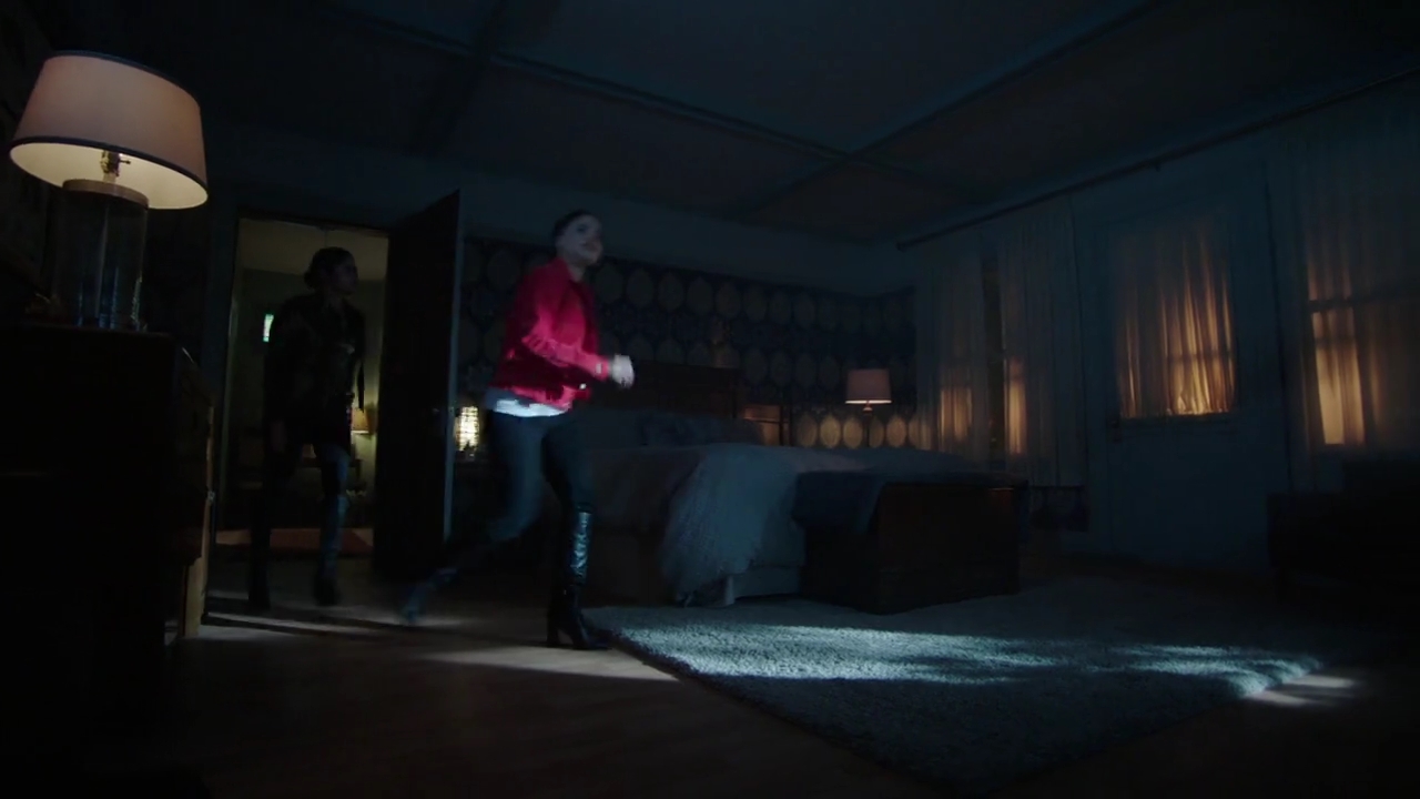 Charmed-Online-dot-nl_Charmed-1x16MementoMori01641.jpg Charmed-Online-dot-nl_Charmed-1x16MementoMori01641.jpg