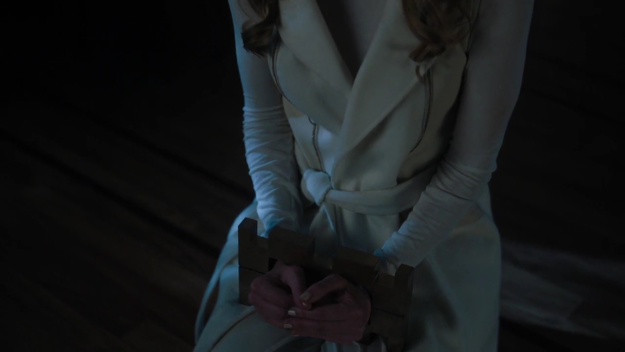 Charmed-Online-dot-nl_Charmed-1x16MementoMori02074.jpg