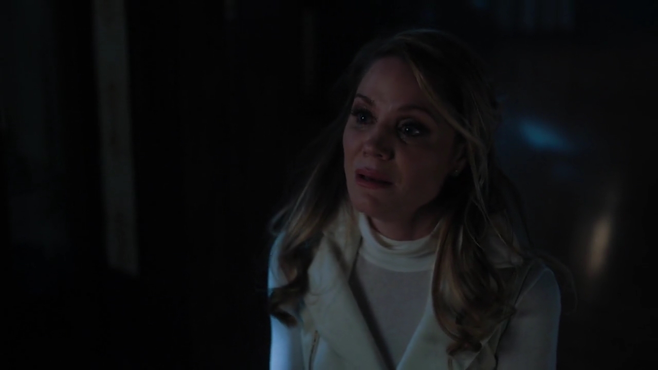 Charmed-Online-dot-nl_Charmed-1x16MementoMori02094.jpg