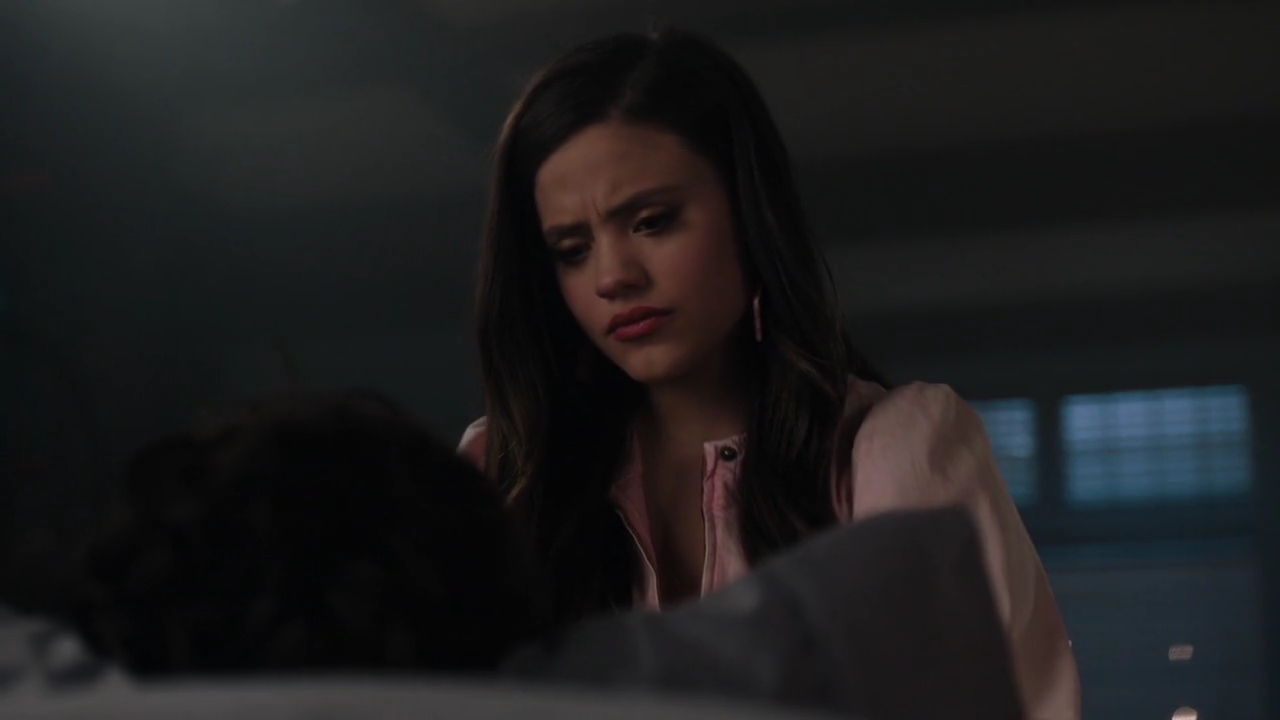 Charmed-Online-dot-nl_Charmed-1x16MementoMori02229.jpg