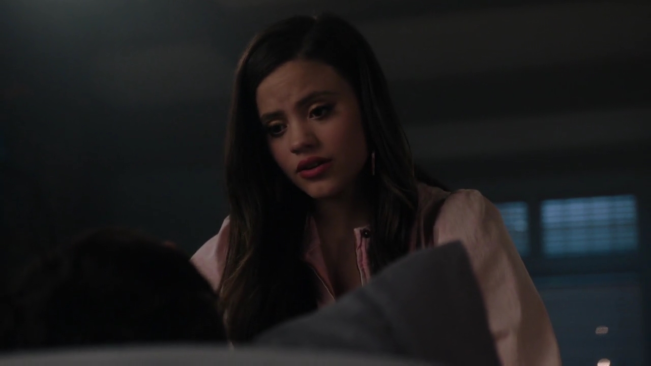Charmed-Online-dot-nl_Charmed-1x16MementoMori02243.jpg