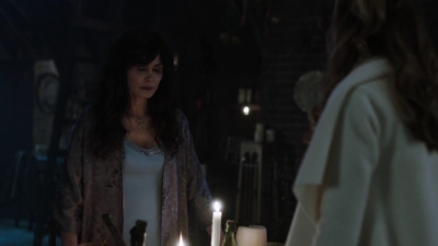 Charmed-Online-dot-nl_Charmed-1x16MementoMori01900.jpg