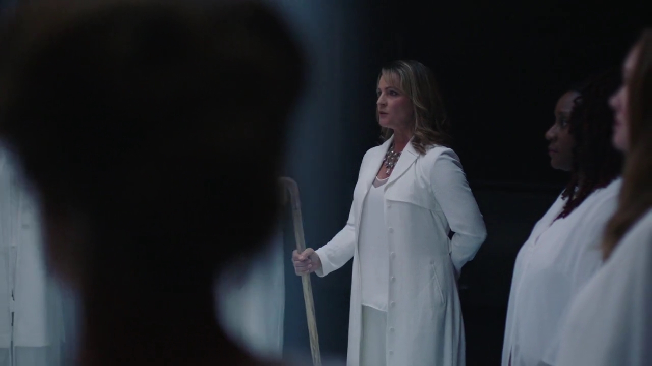Charmed-Online-dot-nl_Charmed-1x17Surrender00103.jpg