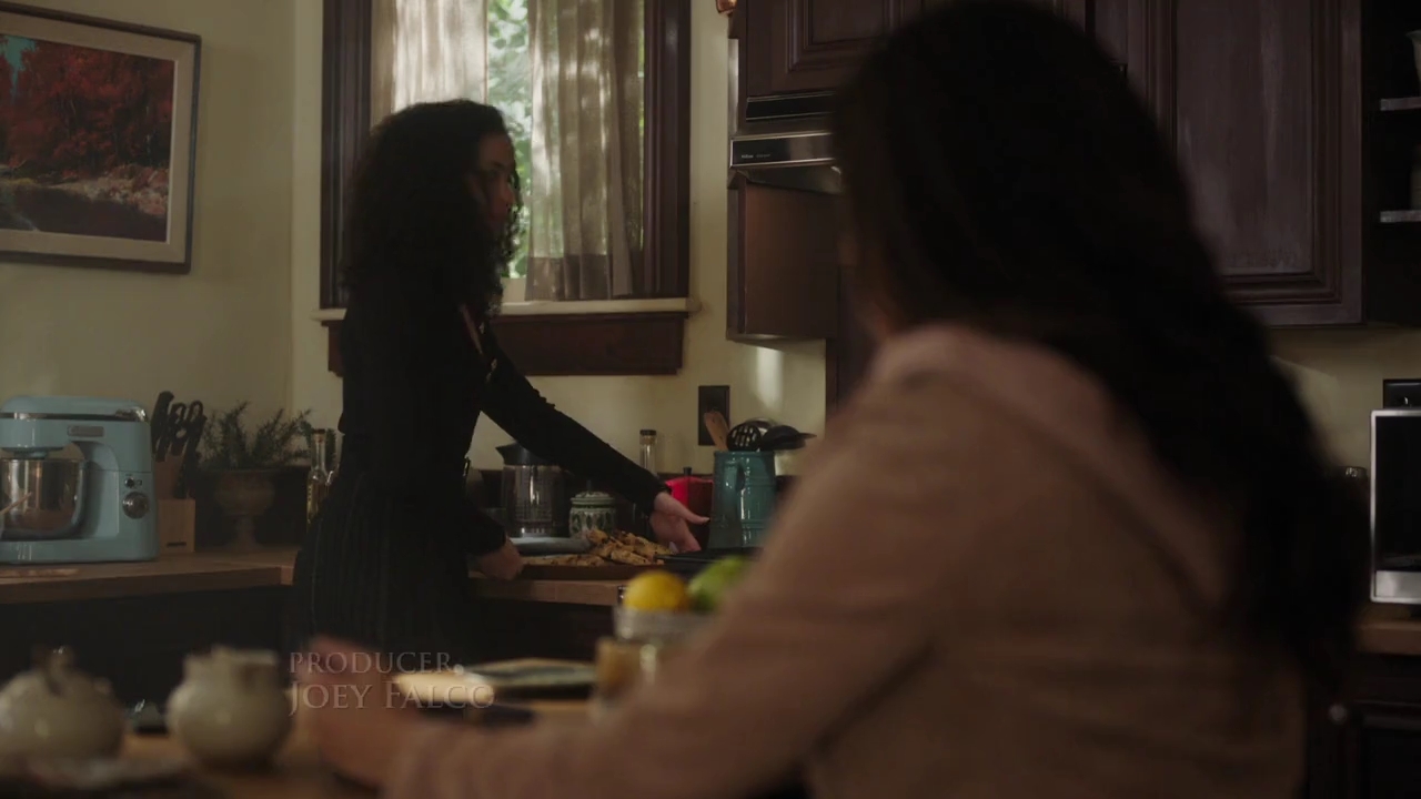 Charmed-Online-dot-nl_Charmed-1x17Surrender00155.jpg