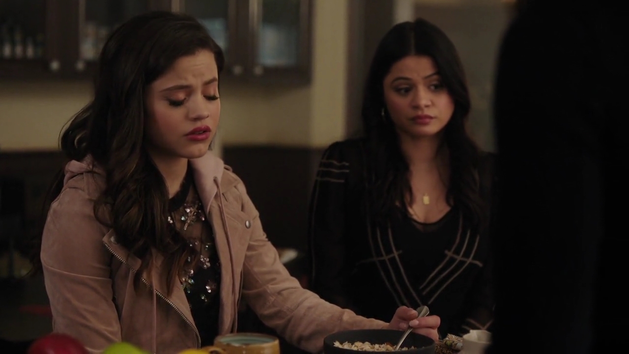 Charmed-Online-dot-nl_Charmed-1x17Surrender00211.jpg