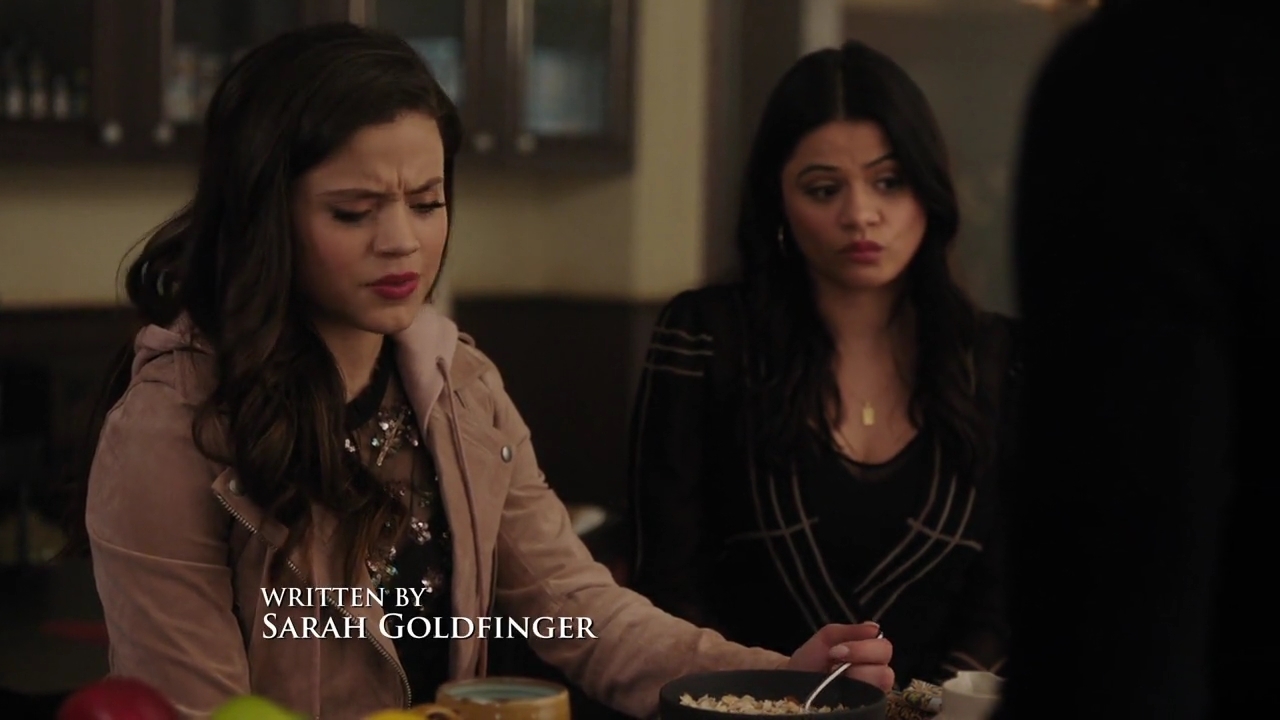 Charmed-Online-dot-nl_Charmed-1x17Surrender00212.jpg